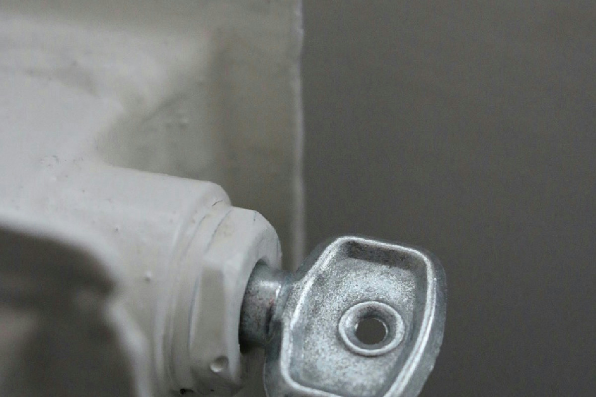 Il vero costo del riscaldamento autonomo: conviene abbandonare quello centralizzato?